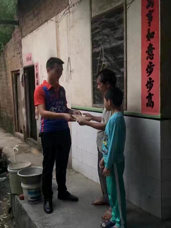 健康運動，致力善舉，興寧金艾陶足球隊好樣的！