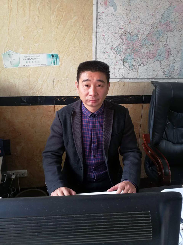 金艾陶瓷磚重慶大足區(qū)代理商胡洪軍：沒有做不成的事，只有不會做事的人